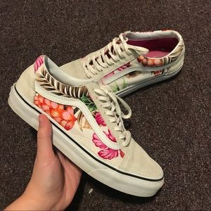 Floral vans